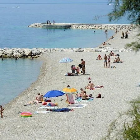 아파트 Small Pearl 스플리트