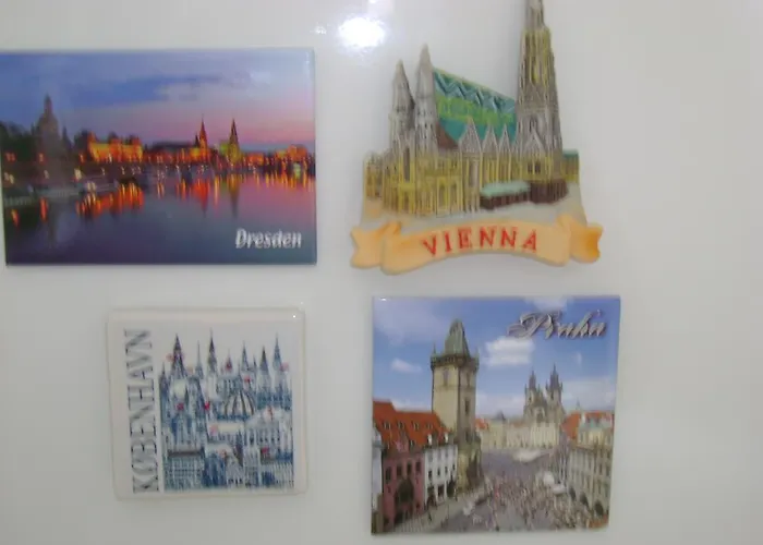 Small Pearl Apartment